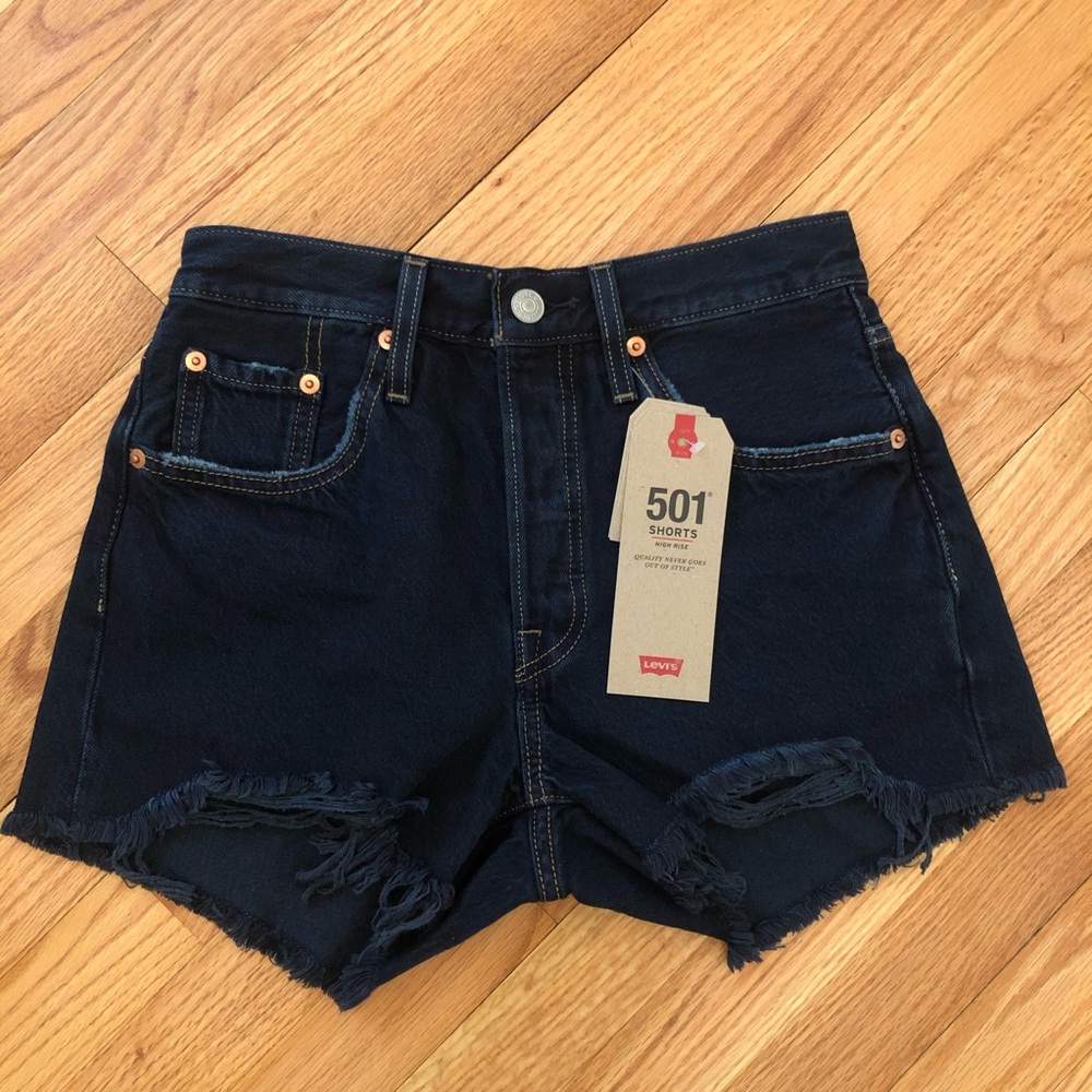 ‼️ SOLD‼️ Levi’s 501 High Waisted Denim Shorts